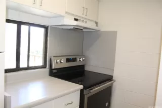 Photo #5: 202506036 Listing