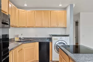 Photo #3: 202506321 Listing 