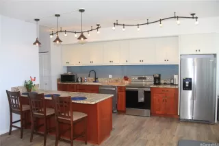 More Details about MLS # 202506347 : 931 UNIVERSITY AVENUE 306