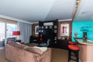 Photo #5: 202506353 Listing