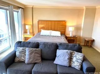 Photo #3: 202506395 Listing 