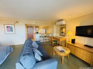 Photo #4: 202506395 Listing 