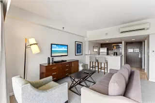 Photo #4: 202506451 Listing