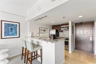 Photo #6: 202506451 Listing