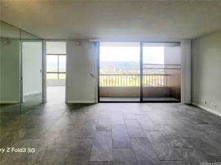 Photo #4: 202506518 Listing 