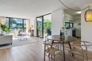 Photo #3: 202506528 Listing 