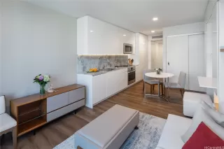 Photo #3: 202506554 Listing