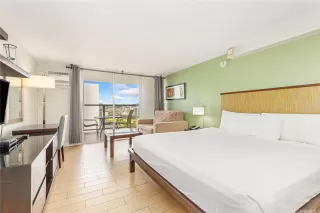 Photo #2: 202506561 Listing