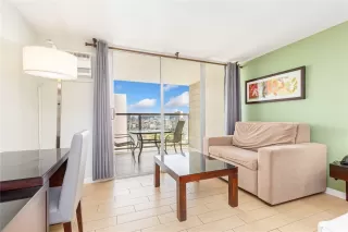 Photo #3: 202506561 Listing