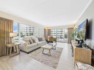 Photo #2: 202506575 Listing 