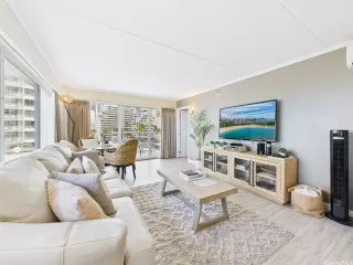 Photo #3: 202506575 Listing 