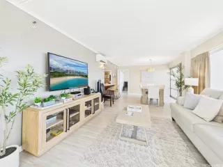 Photo #4: 202506575 Listing 