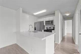 Photo #3: 202506593 Listing 