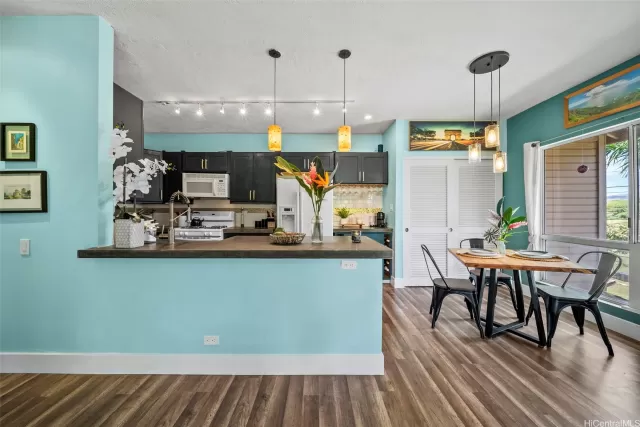 MLS: 202506727 Condo For Sale