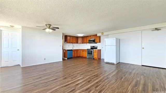 MLS: 202506736 Condo For Sale
