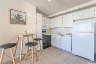 Photo #3: 202506763 Listing 