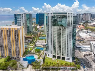 Photo #2: 202506791 Listing