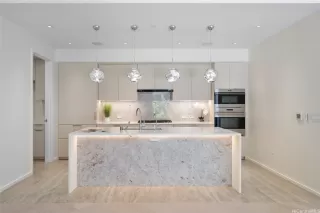 Photo #3: 202506832 Listing 