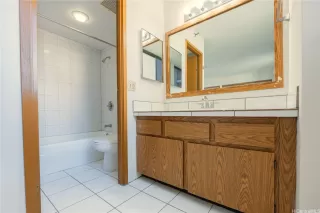 Photo #4: 202506962 Listing