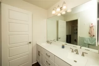 Photo #6: 202506980 Listing 