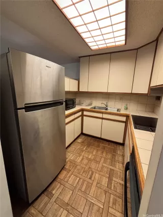 Photo #4: 202507008 Listing 