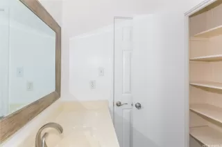 Photo #6: 202507033 Listing 