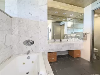 Photo #6: 202507156 Listing 