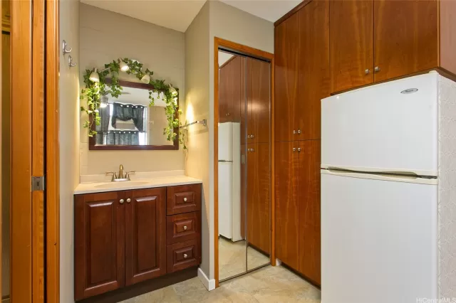 MLS: 202507218 Condo For Sale