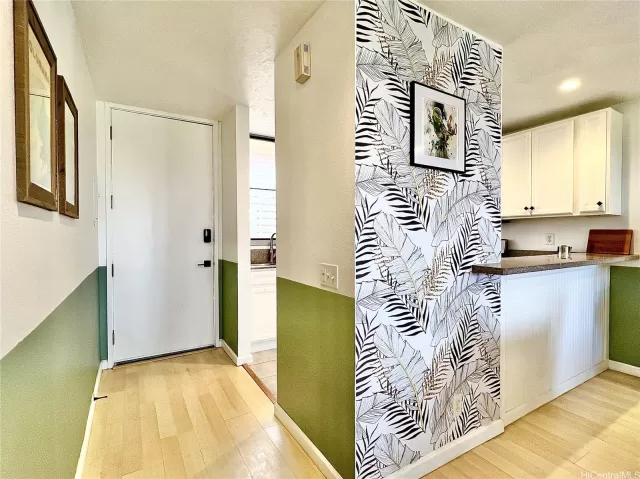 MLS: 202507225 Condo For Sale