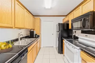 Photo #3: 202507488 Listing 