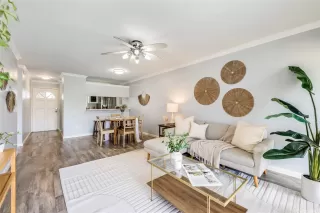 Photo #2: 202507491 Listing 