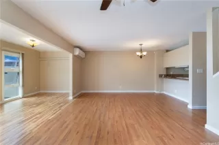 Photo #6: 202507541 Listing 