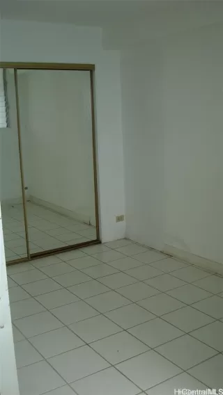 Photo #4: 202507681 Listing