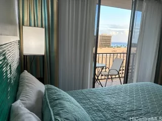 Photo #5: 202507738 Listing 