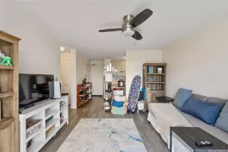 Photo #5: 202507751 Listing