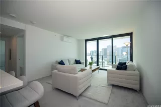 Photo #5: 202507782 Listing