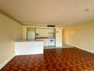 Photo #2: 202507805 Listing 