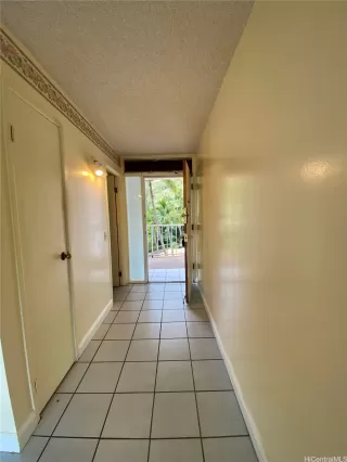 Photo #6: 202507805 Listing 