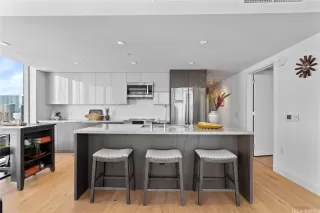 Photo #4: 202508050 Listing 