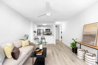 Photo #2: 202508052 Listing 