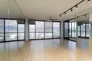 Photo #3: 202508067 Listing