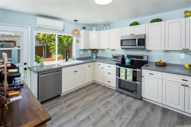 MLS: 202508122 Condo For Sale