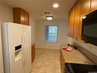 Photo #2: 202509241 Listing 