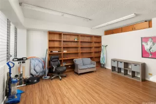 Photo #5: 202509281 Listing 