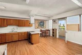 Photo #6: 202509281 Listing 