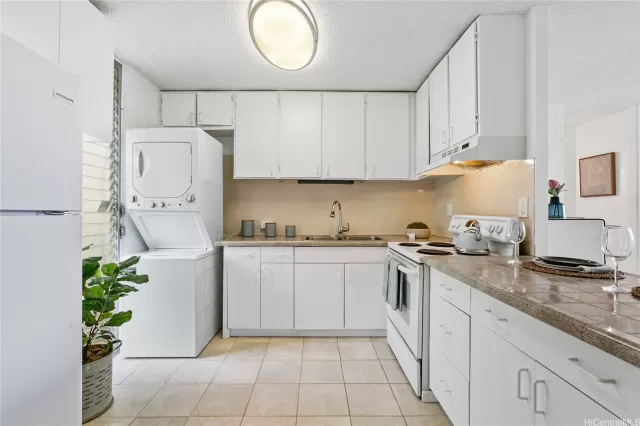 MLS: 202509350 Condo For Sale