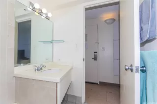 Photo #6: 202509406 Listing 