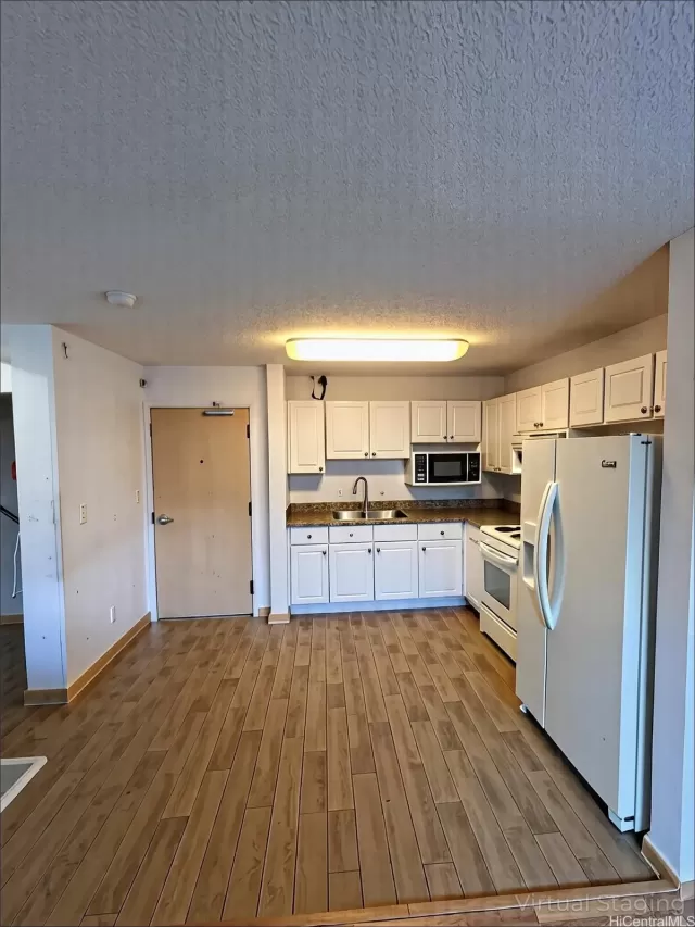 MLS: 202509436 Condo For Sale