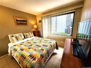 Photo #6: 202509458 Listing 