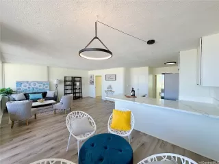 OAHUAN TOWER Condos for Sale Browse active condo listings in OAHUAN TOWER